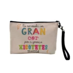 Neceser Lino - Es necessita un gran cor per a formar xicotetes ments