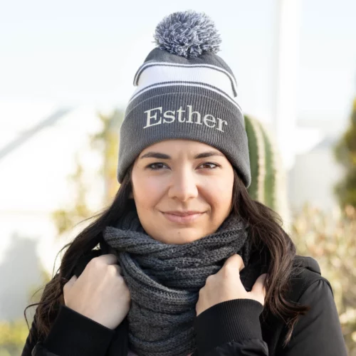 Gorro de invierno bordado