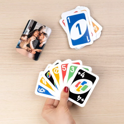 Juego de cartas UNO personalizado