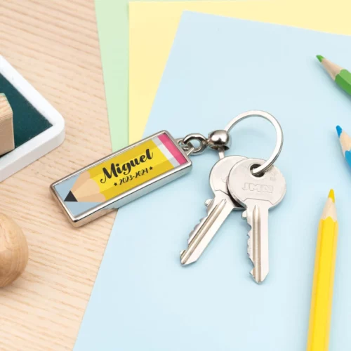 Llavero metálico alargado personalizado