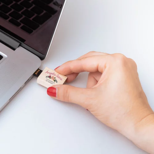 Pendrive usb madera plano personalizado