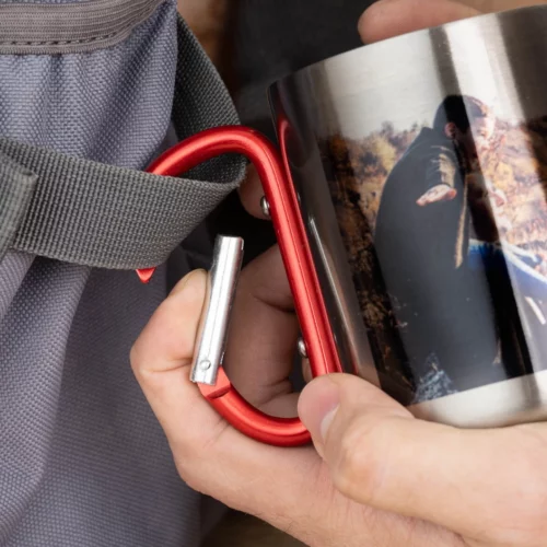 Taza acero personalizada con mosquetón