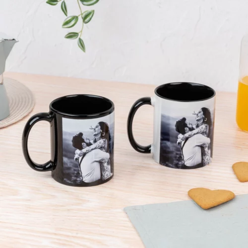 Taza negra personalizada