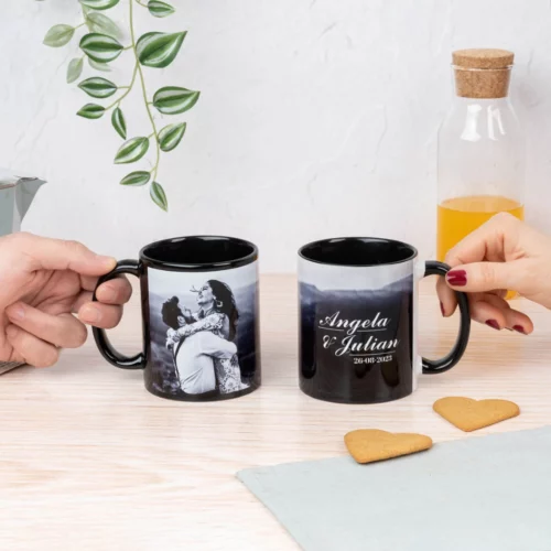 Taza negra personalizada