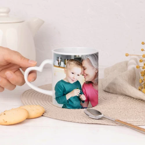 Taza personalizada con asa de corazón