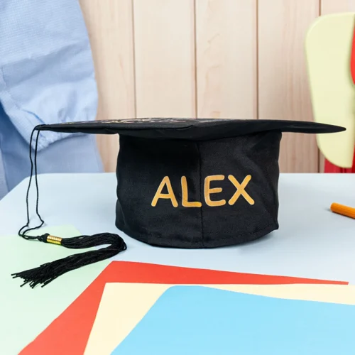 Birrete de graduación personalizado