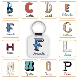 Llavero cuadrado de polipiel personalizado con Inicial