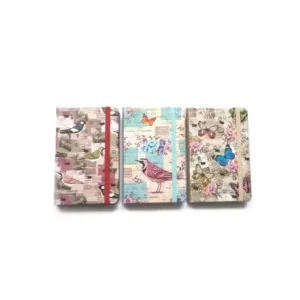 Libreta de tapa dura con cierre “Mariposas”