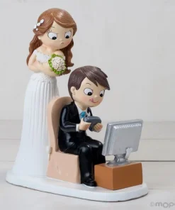 Figura Pop y Fun para pastel de boda con novio jugador de videojuegos