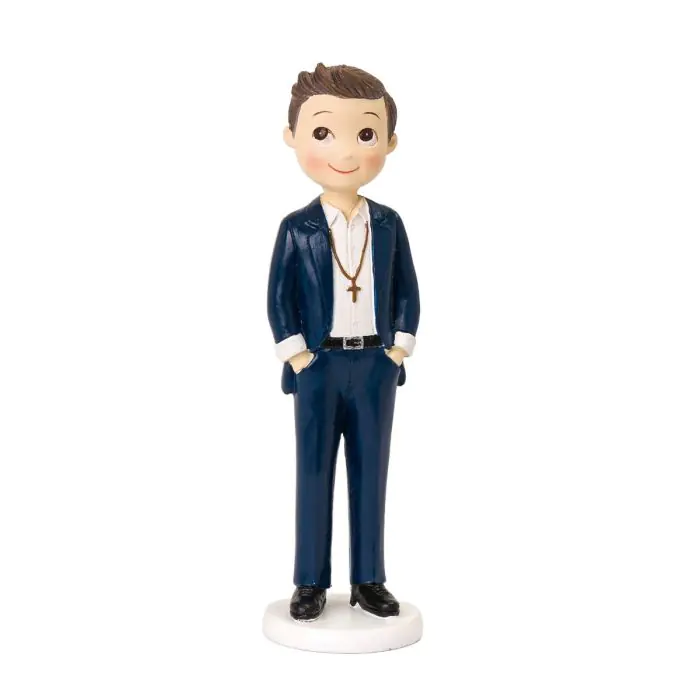 Figura pastel niño Comunión manos en los bolsillos